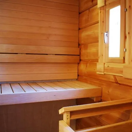 Cabins Ferienhaus *